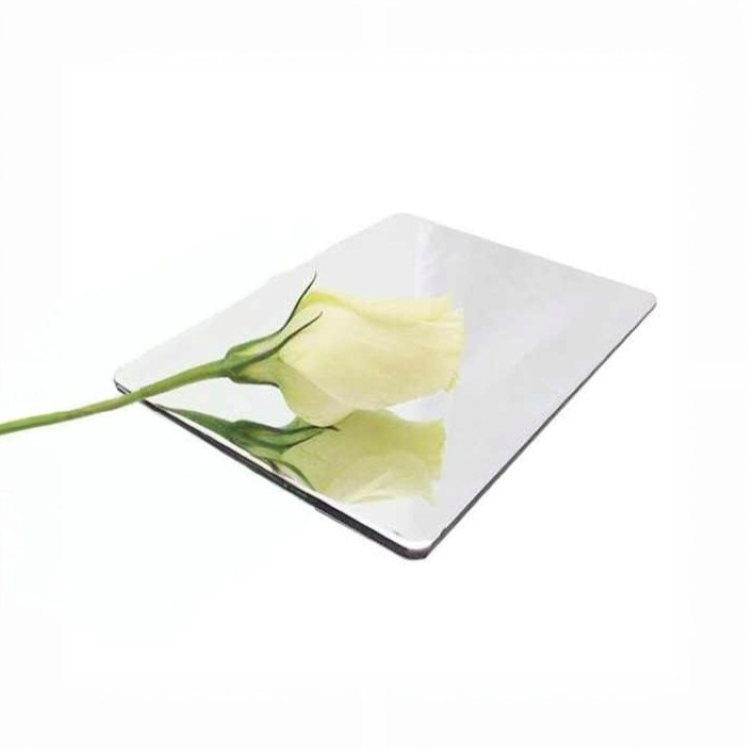 Điều gì làm cho tấm nhôm composite tráng gương bạc trở thành sự lựa chọn tuyệt vời cho dự án của bạn